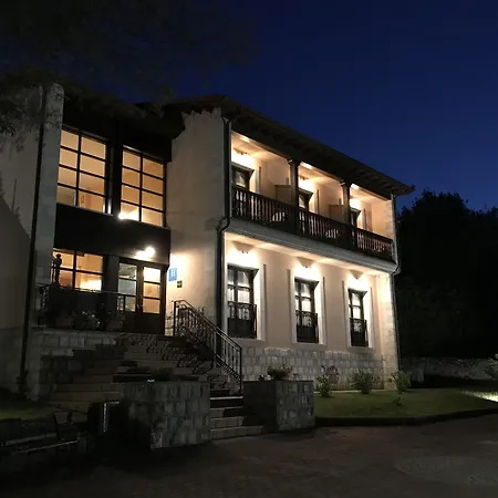 厄尔特克修郊外酒店 2* 帕阿斯德兰斯