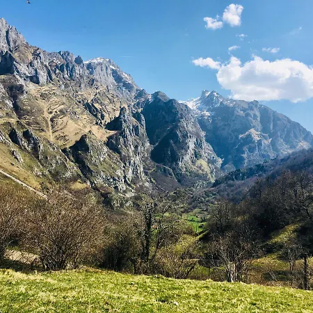 Rural El Texeu מלון