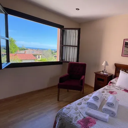 Hotel Rural El Texeu 2*